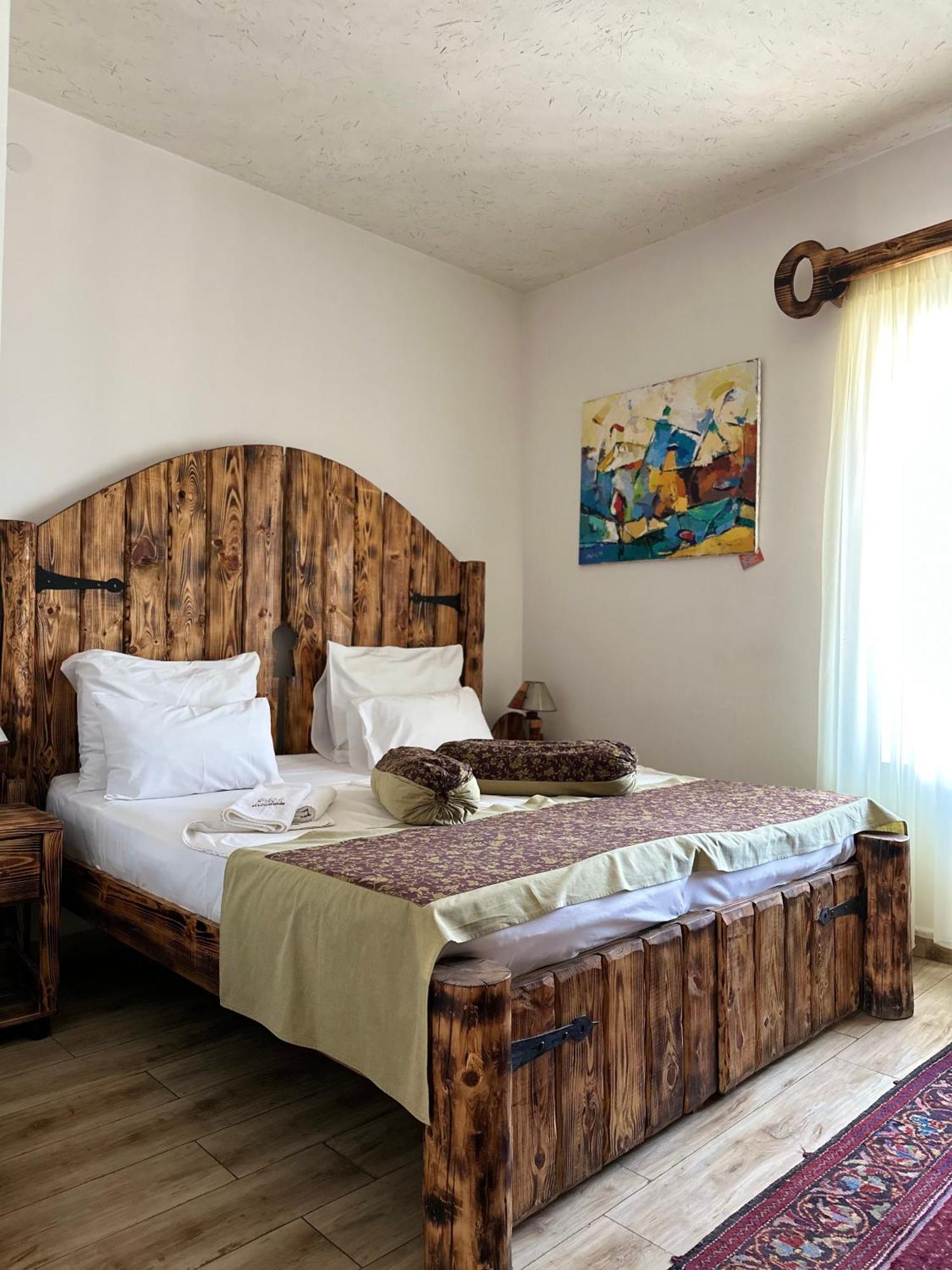Machanents Art Hotel Vagharshapat Екстериор снимка