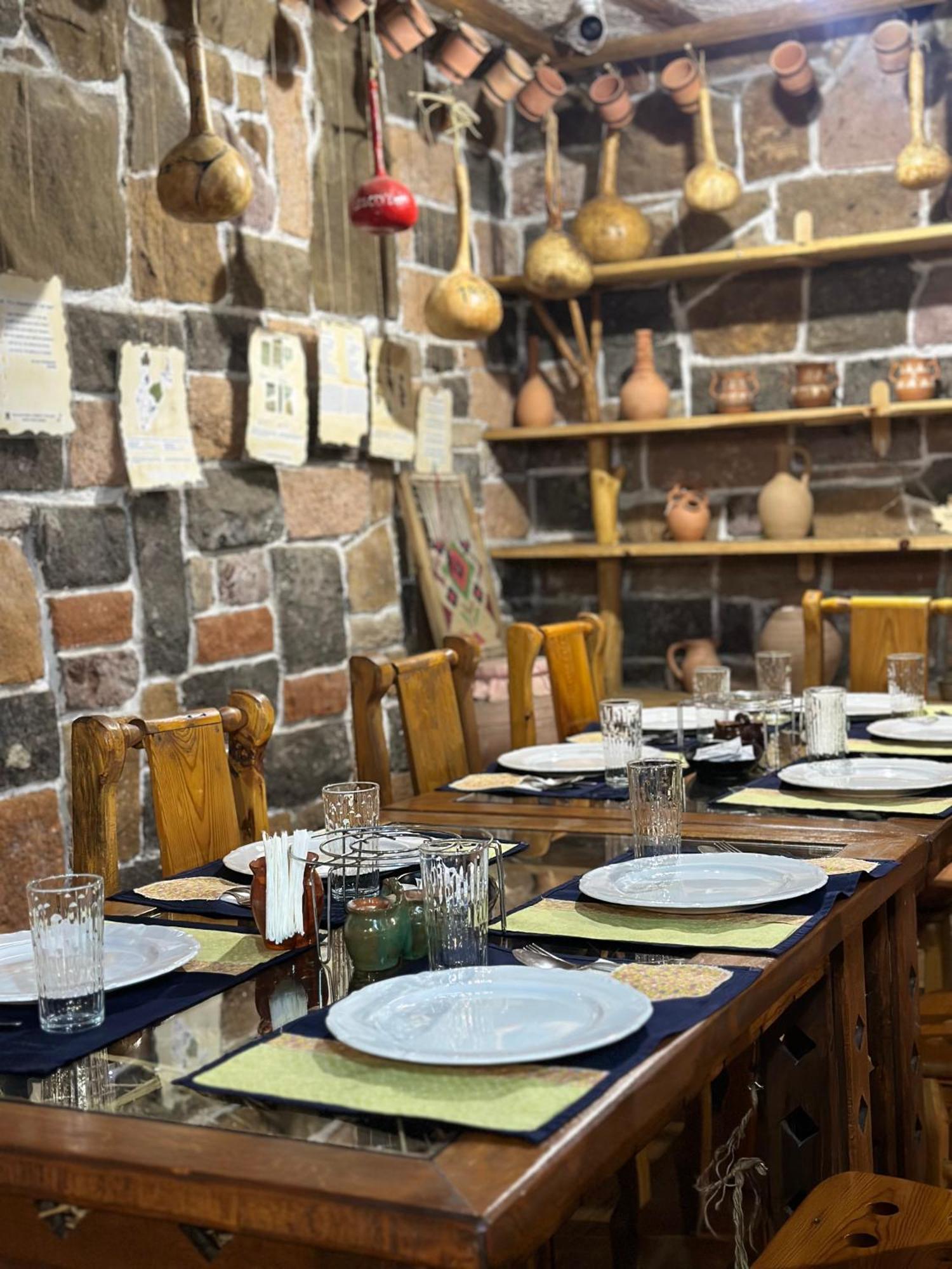 Machanents Art Hotel Vagharshapat Екстериор снимка