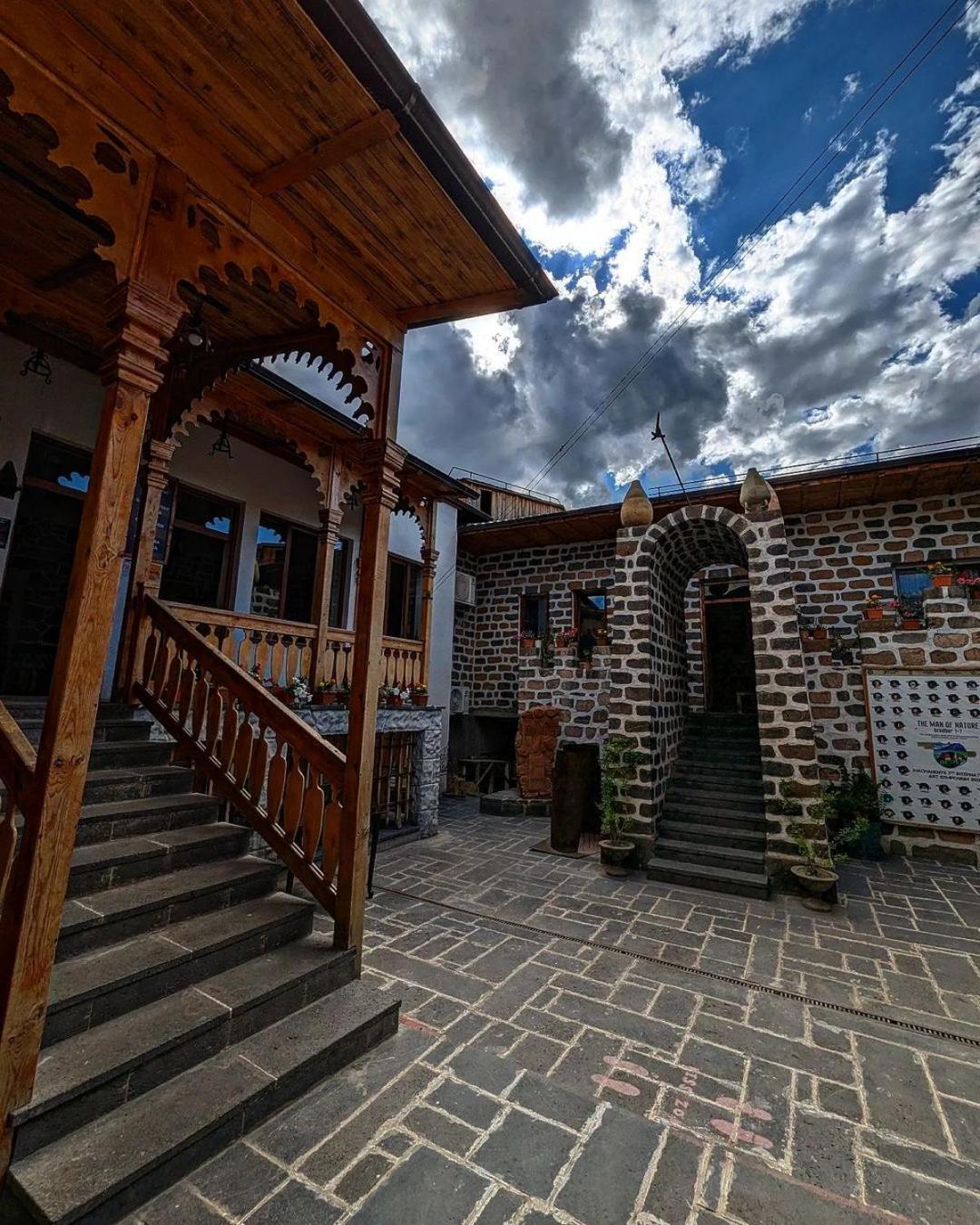 Machanents Art Hotel Vagharshapat Екстериор снимка