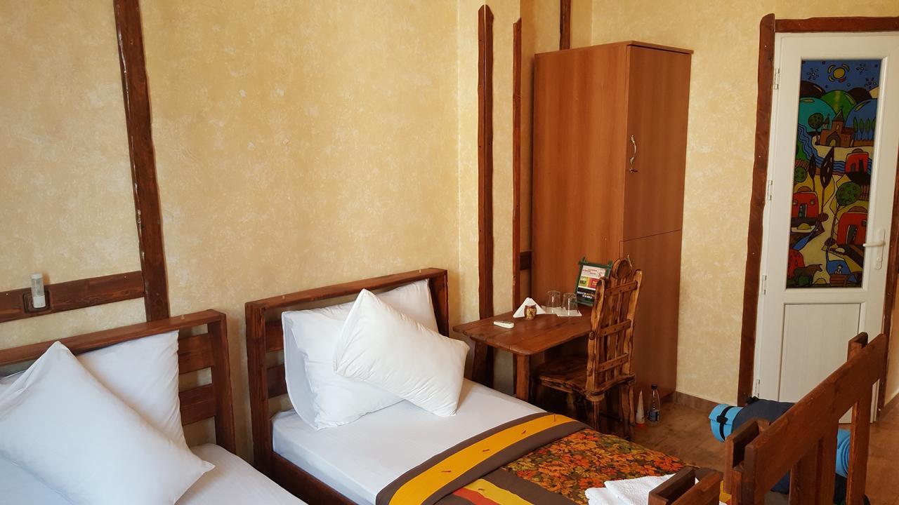 Machanents Art Hotel Vagharshapat Екстериор снимка