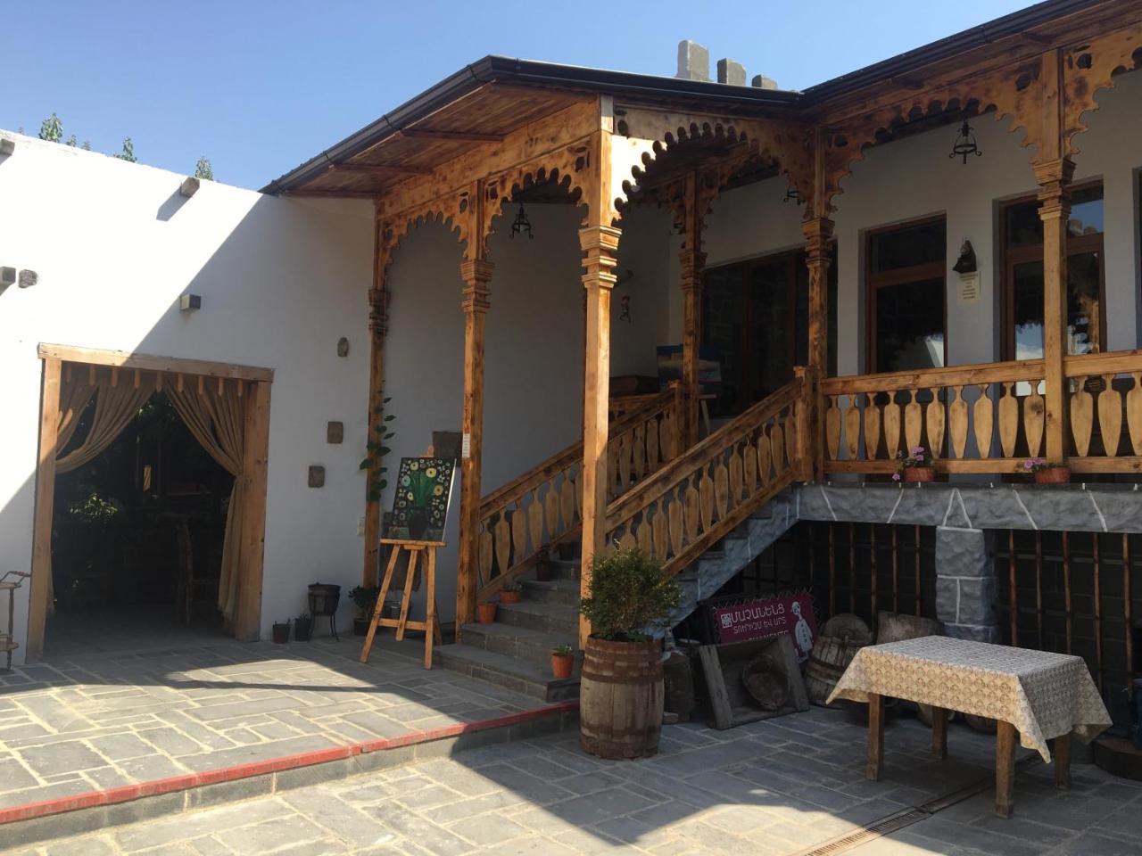 Machanents Art Hotel Vagharshapat Екстериор снимка